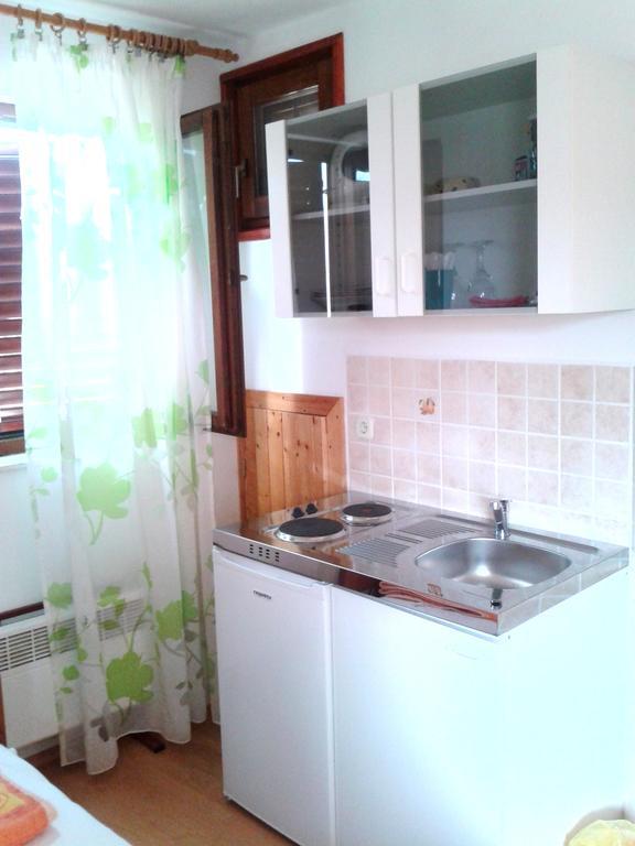 Dobra Apartments Trogir Habitación foto