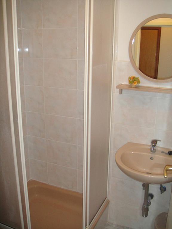 Dobra Apartments Trogir Habitación foto